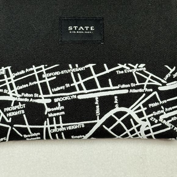 American Airlines Toiletry Bag STATE Amenity Kits Brooklyn Map - Picture 2 of 6